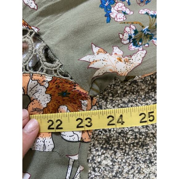 Women's Lascana Flowy Flared Sleeve Shirt Dress Sage Green Floral Size 12/14 - Picture 8 of 8